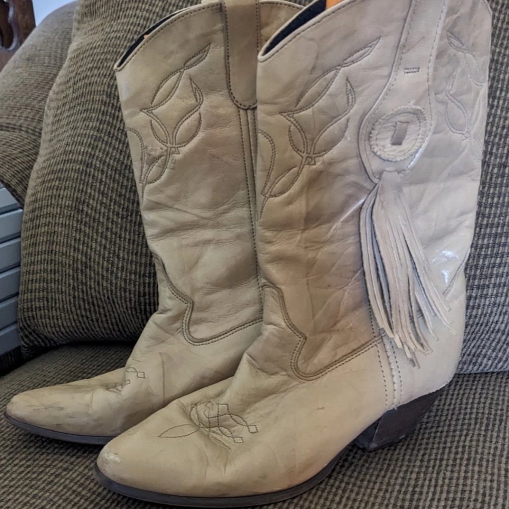 Laredo Womens Taupe Leather Tassel Cowboy Western Boots Sz 6.5M Made In USA